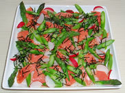 sushi rezept_chirashi zushi mit Ger%auml;uchertem Lachs u. Spargel